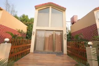 The Nature Nest Hotel And Resort - - 0