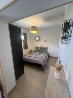 Studio cosy avec climatisation et terrasse - Malataverne - 3