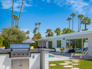 Palm Breeze by ACME House Company - 3