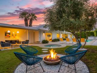 Palm Breeze by ACME House Company - 0