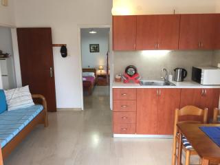 summer apartment - Almirida - 5