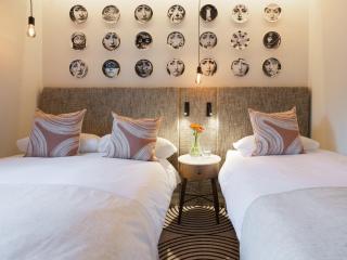 Cosy Chic Apartment, 1 bedroom, parking, newly refurbed, near M25, Heathrow, Rickmansworth - Rickmansworth - 1