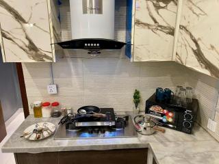 Charming 1-Bedroom Retreat in DHA Phase 6 - Karatschi - 6