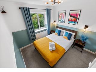 Contractors, Sleeps 8, 5 Bed, Driveway, Wi-Fi - Birmingham - 2