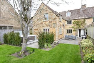 The Perfumery Cottage - Bourton on the Water - 0