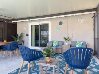 Blueridge Bungalow - North Port - 4