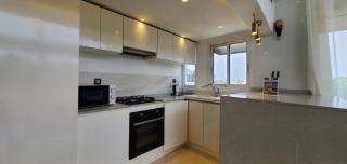 Afriqpnb FAB Studio 5B situé à Bonapriso Rue dominique Savio primaire - 5