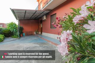 Milazzo Apartment with additional shower in Garden - 9