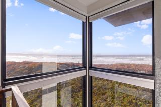 Oceanfront Views & Beach Access at Pelican Pnt 7! - Watsonville - 1