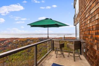 Oceanfront Views & Beach Access at Pelican Pnt 7! - Watsonville - 7
