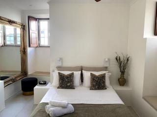 Studio Apartment 2, Old Town Charm Lagos - Lagos - 3