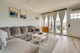 Walk to Beach North Wildwood Condo with Pool Access - North Wildwood - 0