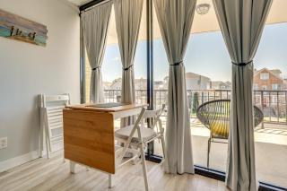 Walk to Beach North Wildwood Condo with Pool Access - North Wildwood - 4