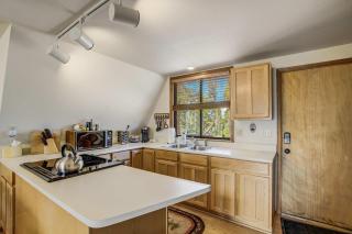 Slope Summit Rustic A-Frame Cabin w Scenic Views - 7