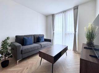 City Skyline View Holiday Apartment in Birmingham City Centre - South Central Apt127 - Birmingham - 5