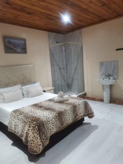 Guest Lodge on the Edge - Stormsrivier - 8