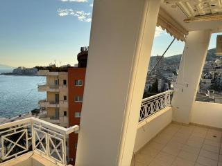 Beachfront 2 Bedrooms Apartment - Saranda - 2