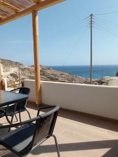 Aperanto galazio - Agia Kiriaki Beach - 4