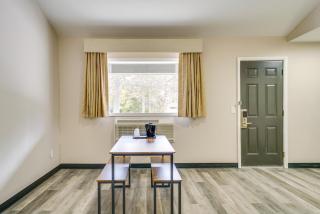 Walk to Shopping and Dining Port Huron Studio - 4