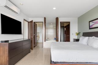 Beachfront Oasis with Pool Views and Balcony - Nuevo Vallarta - 0