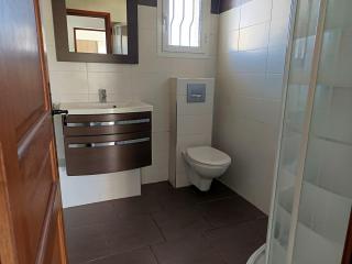 Appartement T4 à l'étage d'une villa avec piscine et jardin - Grasse - 7