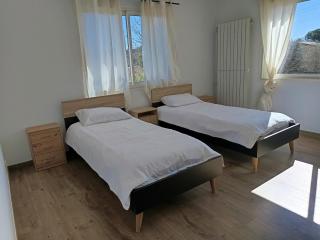 Appartement T4 à l'étage d'une villa avec piscine et jardin - Grasse - 6