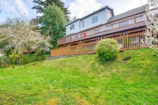 Game Room & Inlet Views, Port Orchard Home - 9
