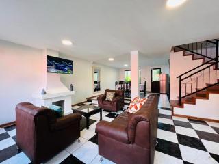 Mansion del Bosque with Jacuzzi 6 Bedroom 5 Bath - Baños - 0