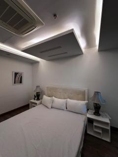 Goldcrest 2-Bedroom Apartment DHA Lahore - Lahore - 9