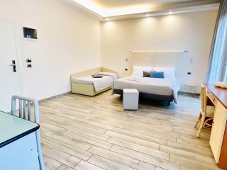 Hotel Tirsus - Bellaria-Igea Marina - 7