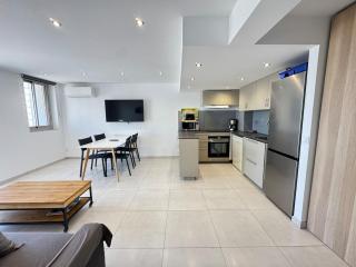 T3 Panorama face mer 180 degrés parking inclus climatisation - 1