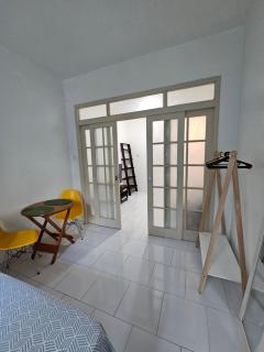 Baixo Copacabana Rua Bolívar - Rio de Janeiro - 9