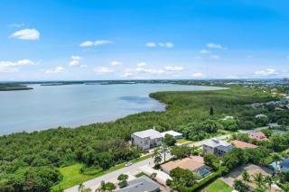 Heated Pool and Spa Included - Marco Island - 3