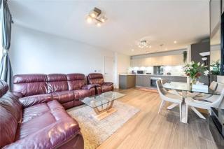 A cozy room in a two bedroom apartment - West Wickham - 2