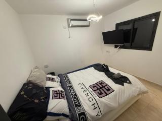 Olympus B&B - 4