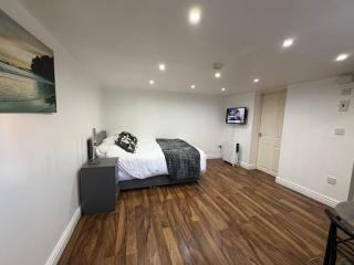 Cozy Studio Flat, 7mins from CENTRE, Parking, WiFi & Netflix - Killingbeck - 9