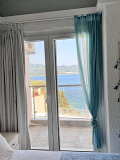 Dedis Apartment's - 1