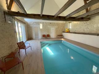 Les Gîtes de La Pellerie - 20 personnes - piscines intérieure & extérieure et Jacuzzi - 3 gîtes - Saint-Branchs - 9