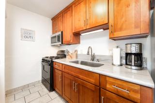 Kihei Condo - Walk to Beach - AC - Free Parking - Kihei - 2