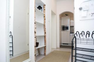 Stylish city apartment at Central Station - Düsseldorf - 3
