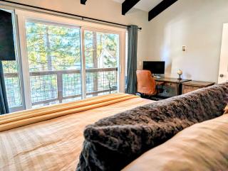 Mountain Retreat Lake Tahoe with Private Garage - Incline Village - 8
