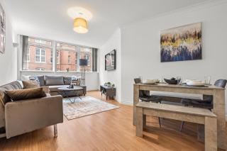 Central Modern Apt - Sleeps 6 - Central Station - 0