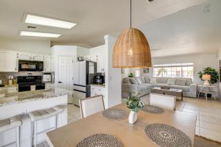 NEW Listing! Havasu Sunscape and Getaway with Views! - Lake Havasu City - 9