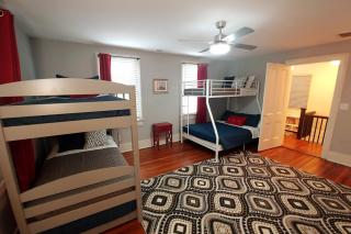 1860 House In the Heart of Downtown - Wilmington - 1
