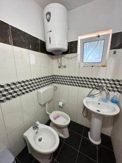 Marios Rooms - Vlorë - 8