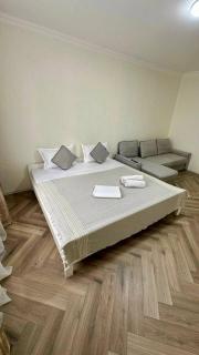 SS Apartments - Astana - 1