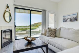Beachfront 2BR w Deck Views Direct Sand Access Strand Way A - Oceano - 6