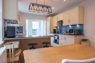 Nature Inspired Bungalow with 3 rooms - 10 mins from Manchester Airport - Timperley - 4