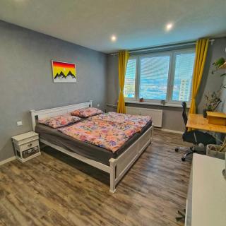 Aula Cyklo Apartment - Banská Bystrica - 9