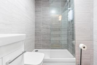 Leeds Balcony Views in the City - 2